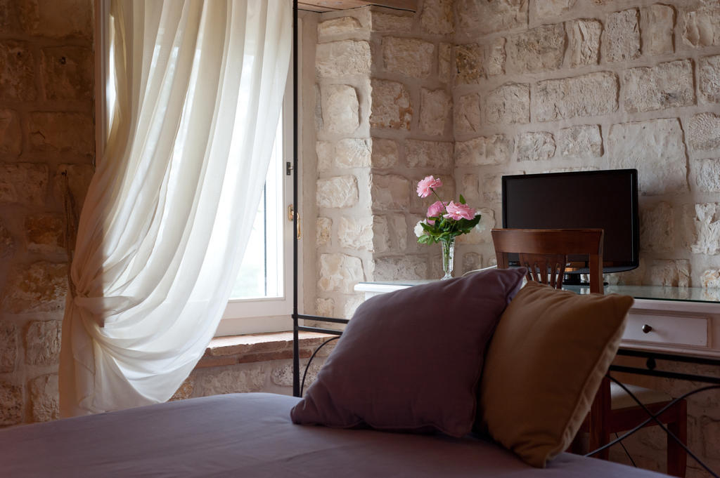 سيرولو Valcastagno Relais & Residence الغرفة الصورة