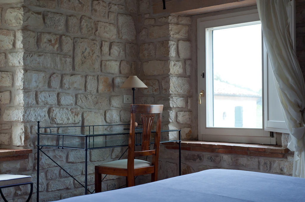 سيرولو Valcastagno Relais & Residence الغرفة الصورة